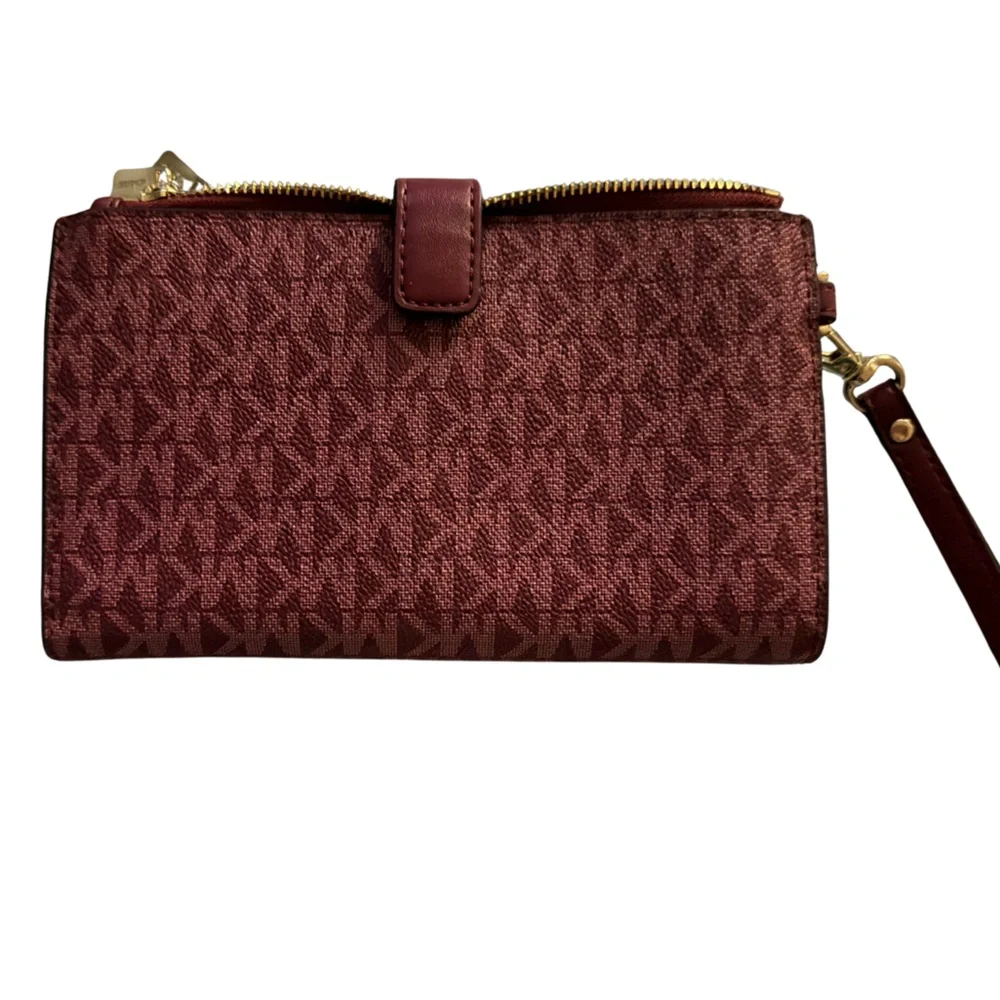 Michael Kors Jet Set Travel Signature Logo Smartphone Wallet - Mulberry